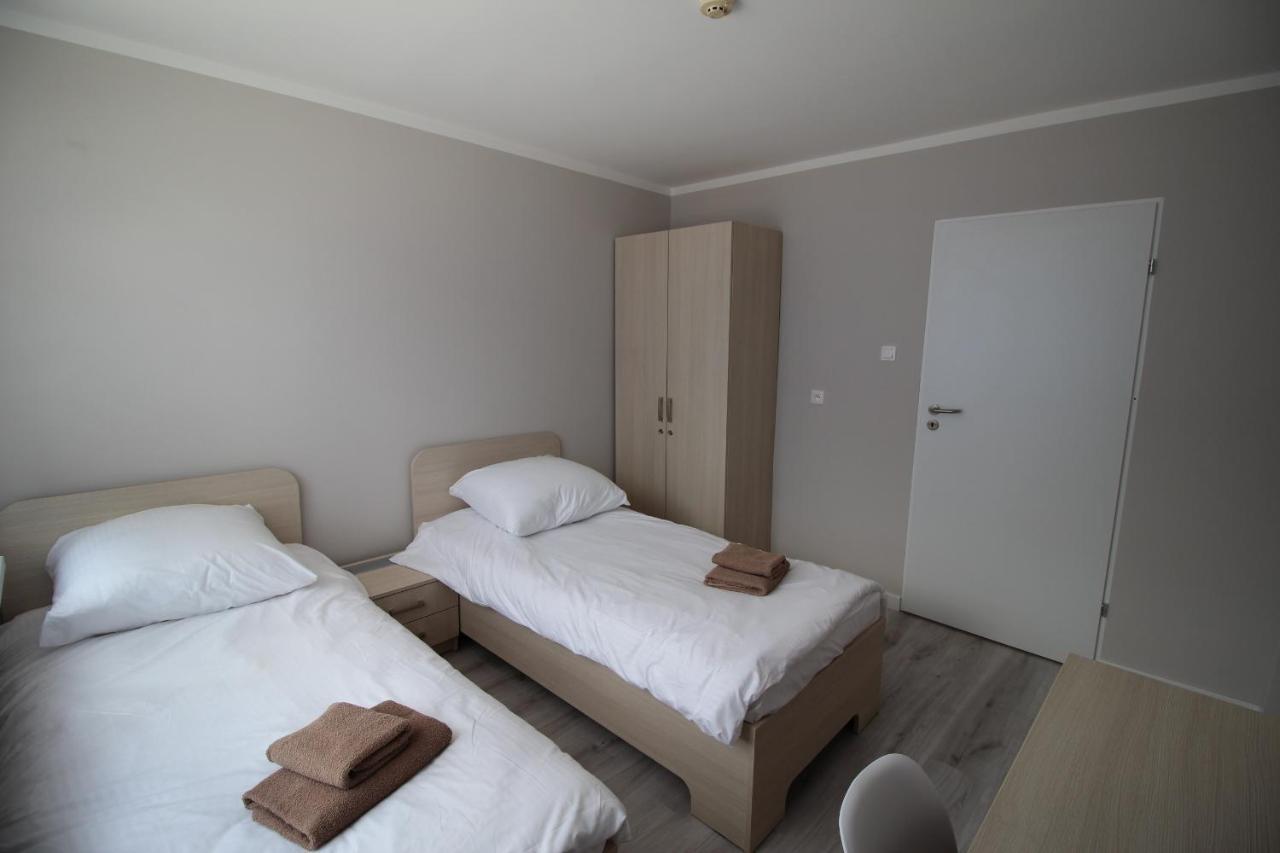Pod Kominem Pokoje i Apartamenty Brzezie  Exteriér fotografie